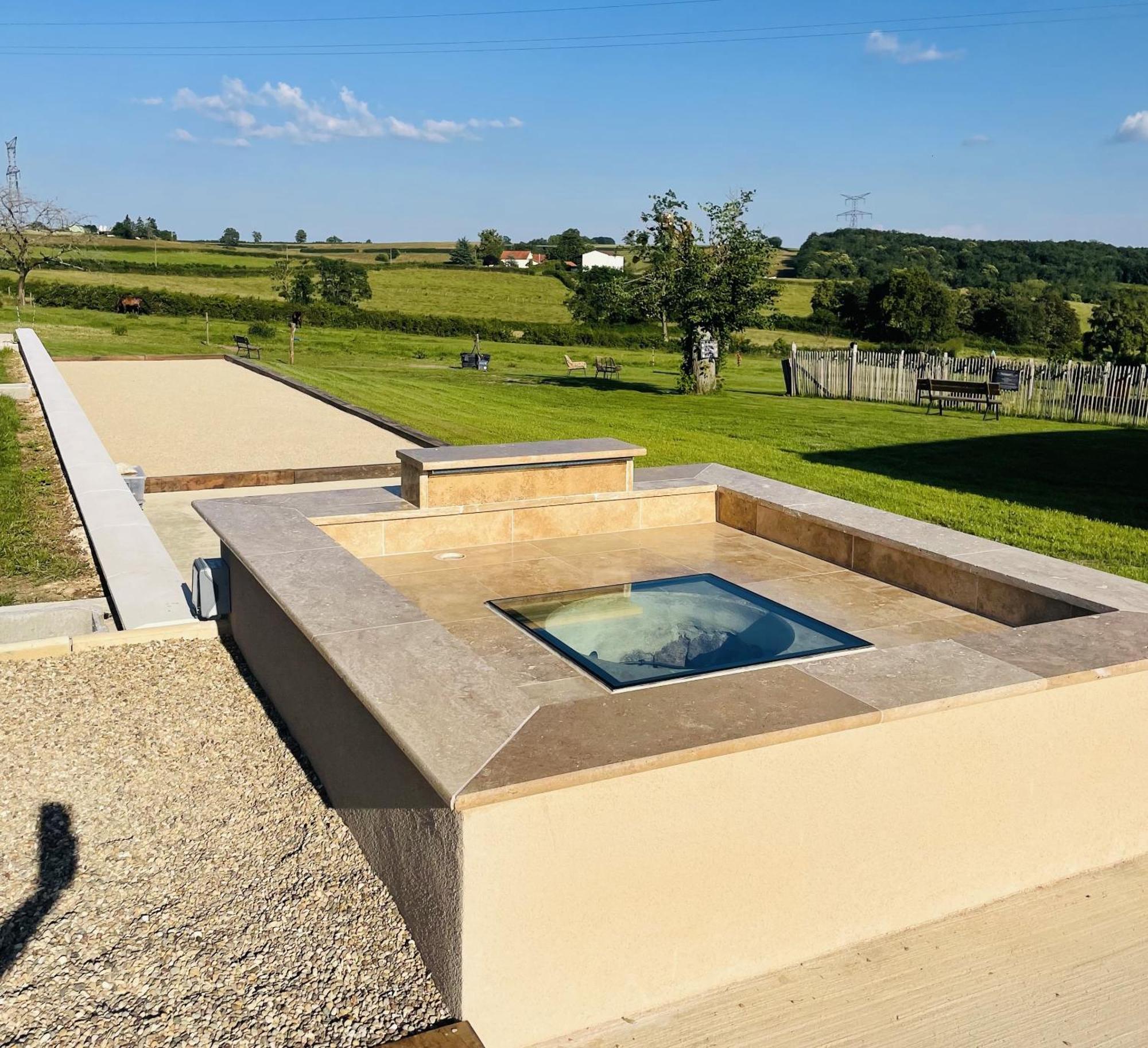 Le Lodge Spa Saint-Laurent-d'Andenay 외부 사진