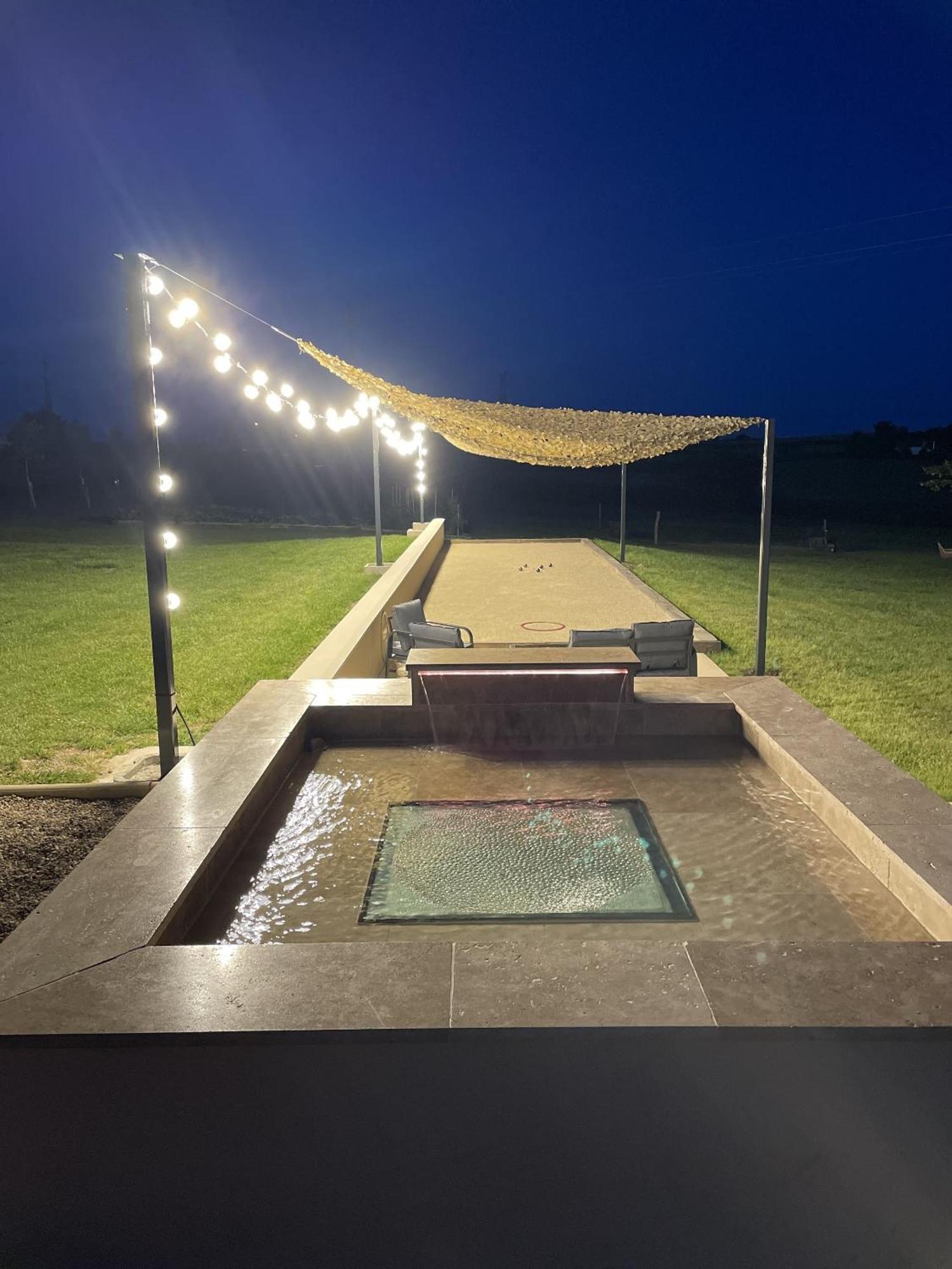 Le Lodge Spa Saint-Laurent-d'Andenay 외부 사진